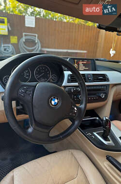 Седан BMW 3 Series 2012 в 