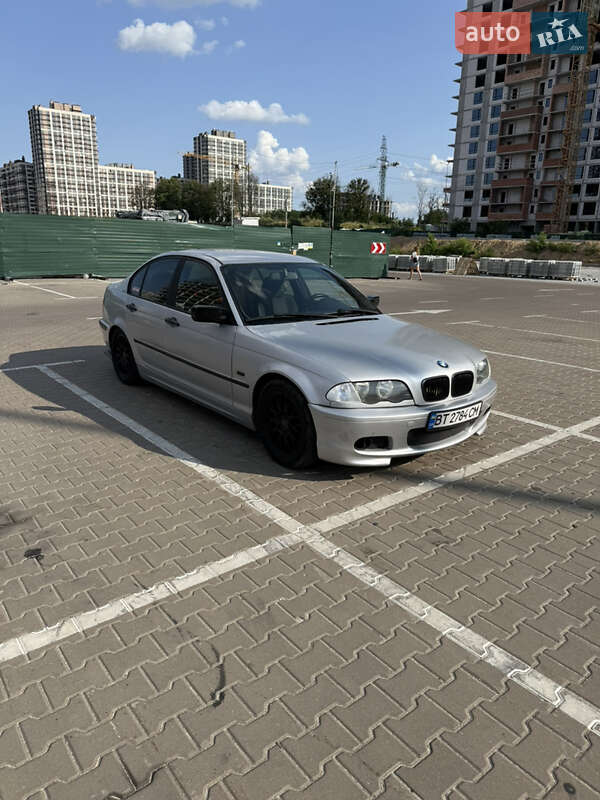 BMW 3 Series 2000