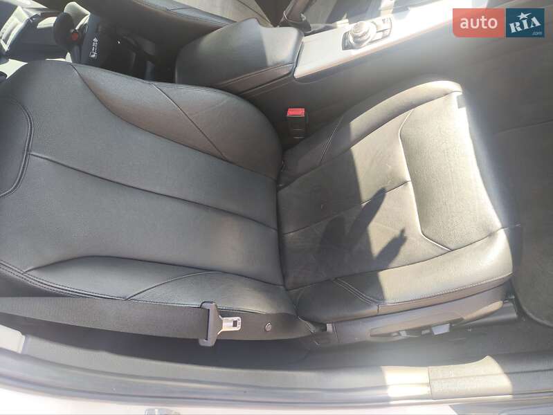 Седан BMW 3 Series 2013 в Львове фото 15 Седан BMW 3 Series 2013 в Львове