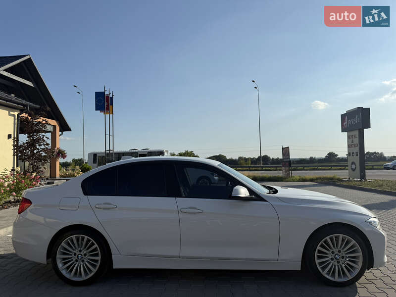 Седан BMW 3 Series 2013 в Виннице