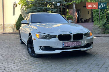 Седан BMW 3 Series 2014 в Львові