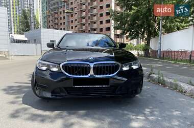 Седан BMW 3 Series 2020 в Києві