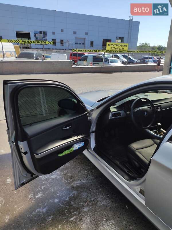 Седан BMW 3 Series 2006 в Кривому Розі