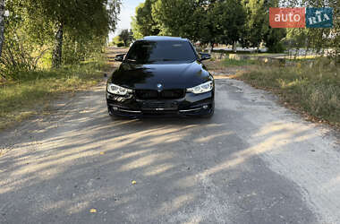Седан BMW 3 Series 2015 в Ровно