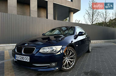 Купе BMW 3 Series 2011 в Києві