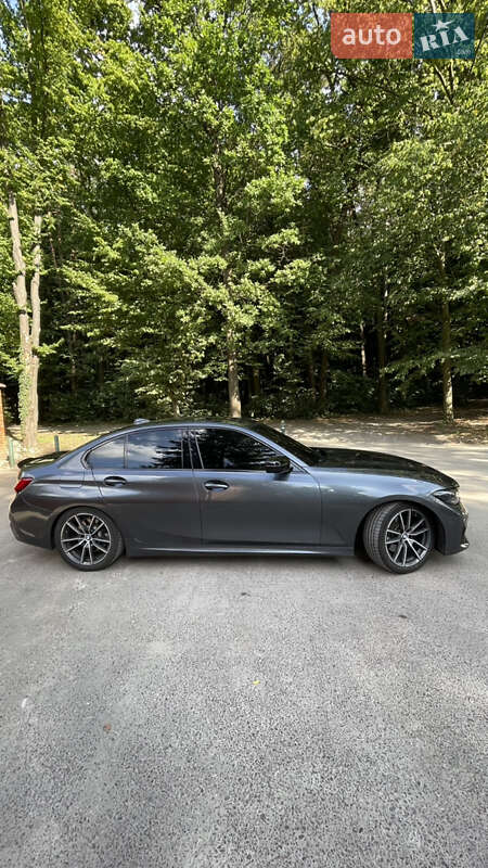 Седан BMW 3 Series 2019 в Львові