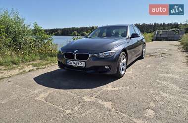 Седан BMW 3 Series 2015 в Киеве