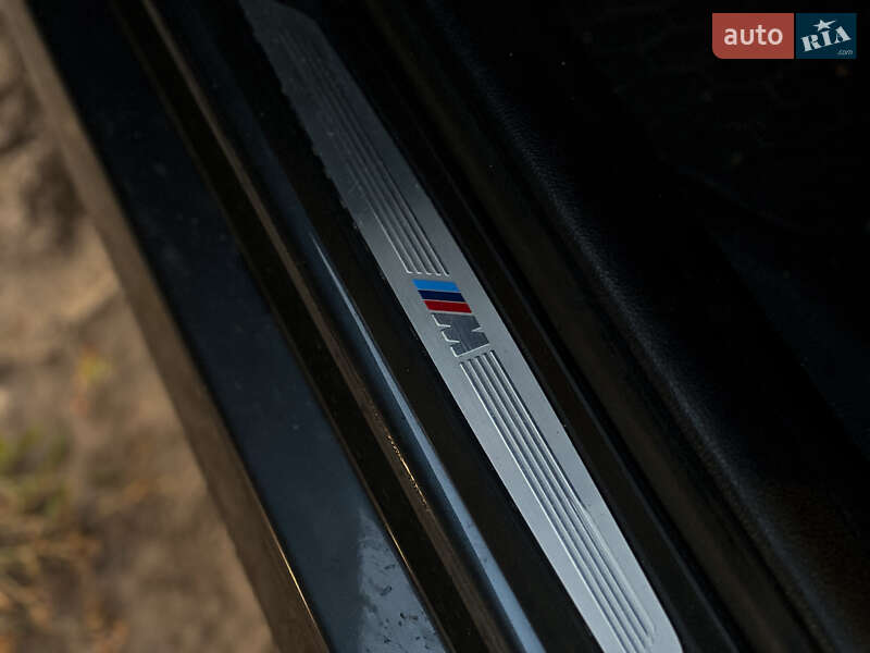 Седан BMW 3 Series 2018 в Чернігові