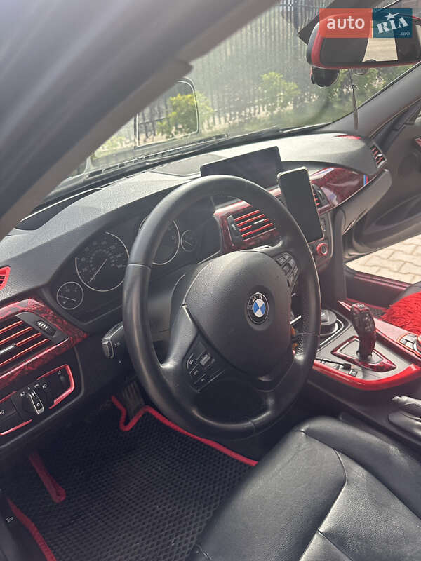 Седан BMW 3 Series 2012 в Луцке
