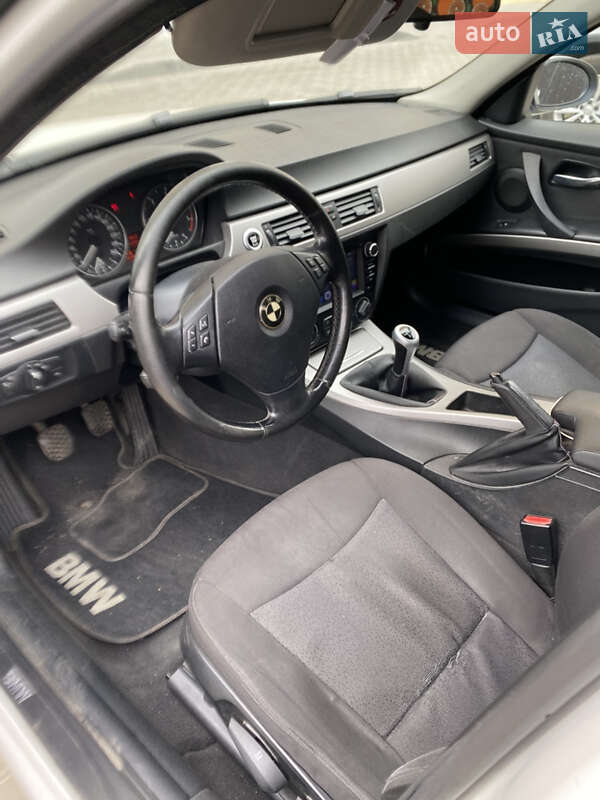 Універсал BMW 3 Series 2005 в Одесі