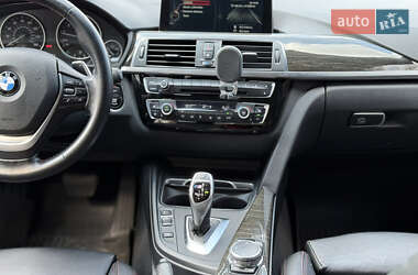 Седан BMW 3 Series 2016 в 