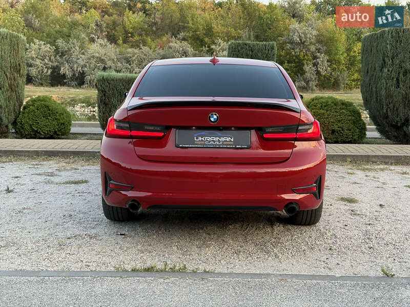 Седан BMW 3 Series 2022 в Дніпрі