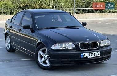 Седан BMW 3 Series 2000 в Києві