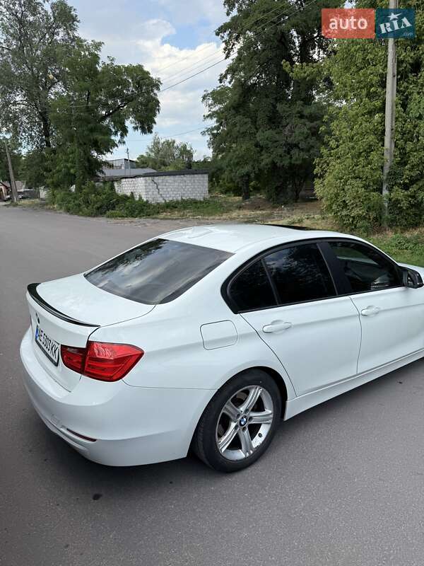 Седан BMW 3 Series 2014 в Каменском фото 4 Седан BMW 3 Series 2014 в Каменском