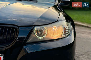 Універсал BMW 3 Series 2010 в 