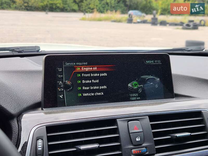 Седан BMW 3 Series 2017 в Ровно