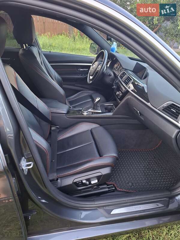 Седан BMW 3 Series 2017 в Конотопе