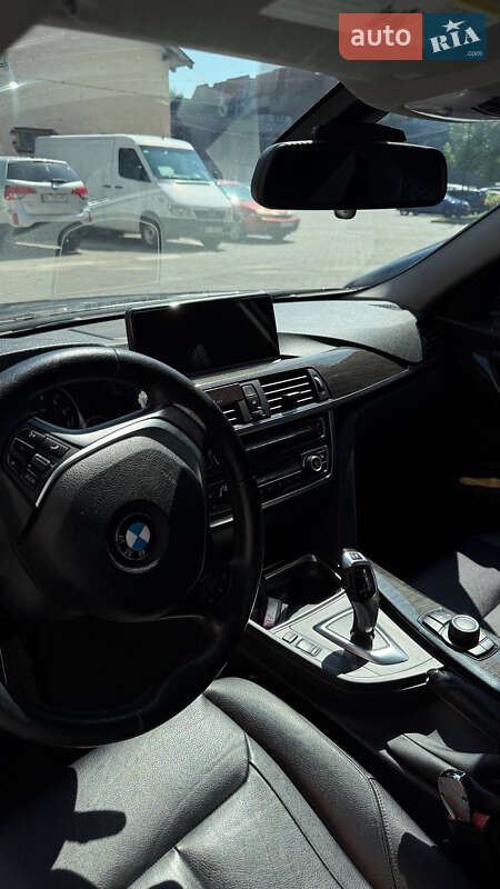 Седан BMW 3 Series 2012 в Стрые