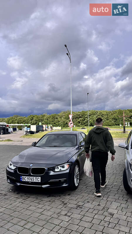 Седан BMW 3 Series 2012 в Стрые