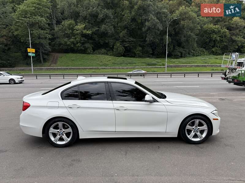 Седан BMW 3 Series 2014 в Киеве