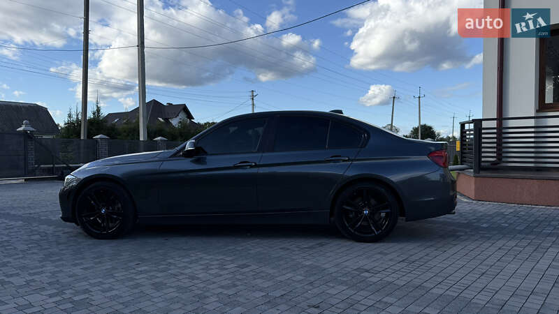 Седан BMW 3 Series 2016 в Коломые