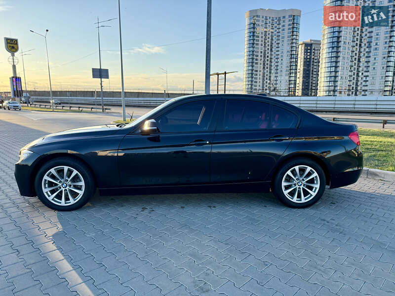 Седан BMW 3 Series 2013 в Киеве