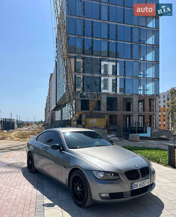 Купе BMW 3 Series 2008 в Ровно фото 31 Купе BMW 3 Series 2008 в Ровно