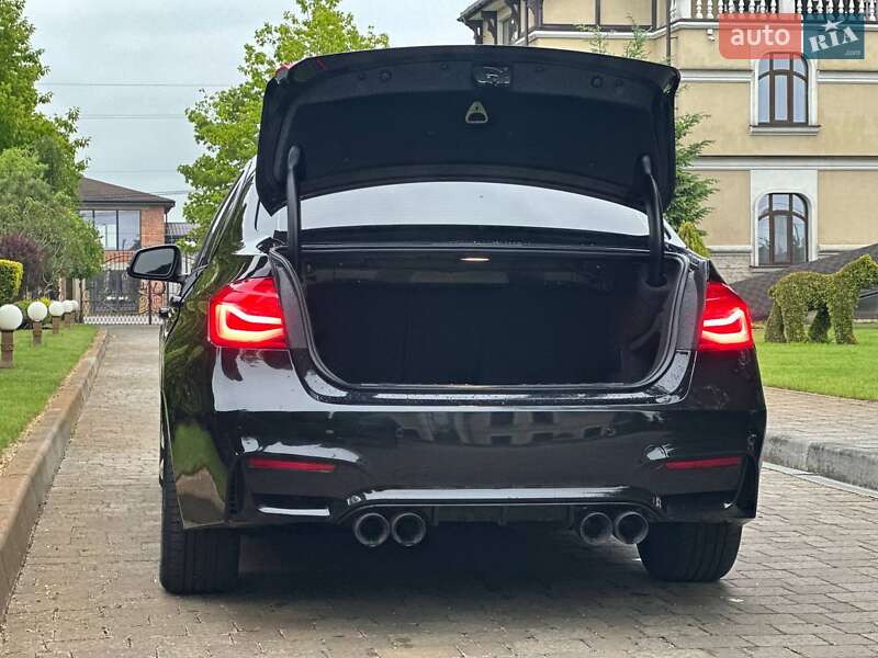 Седан BMW 3 Series 2016 в Рівному