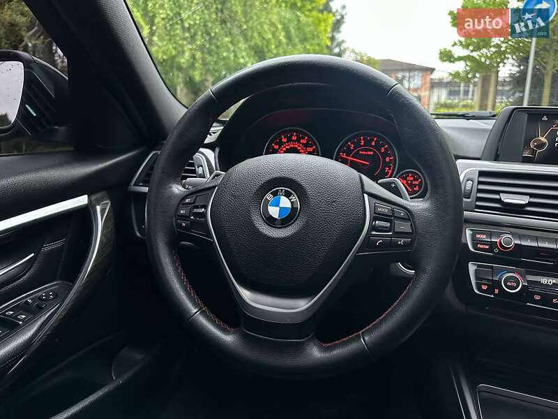 Седан BMW 3 Series 2016 в Рівному