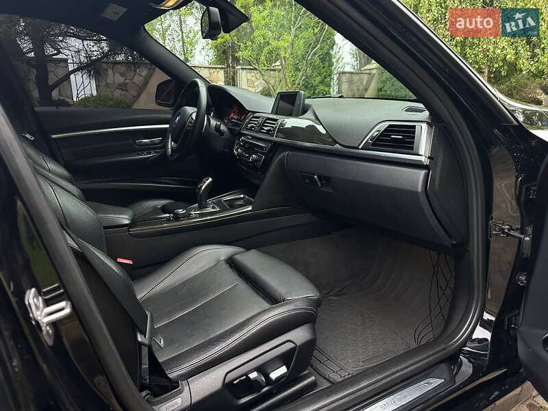 Седан BMW 3 Series 2016 в Рівному