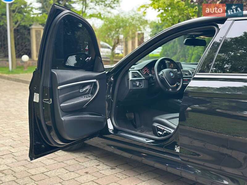 Седан BMW 3 Series 2016 в Рівному
