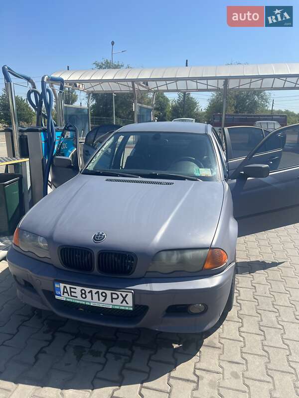 Седан BMW 3 Series 1999 в Кривом Роге