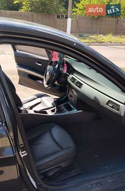 Седан BMW 3 Series 2007 в Первомайске