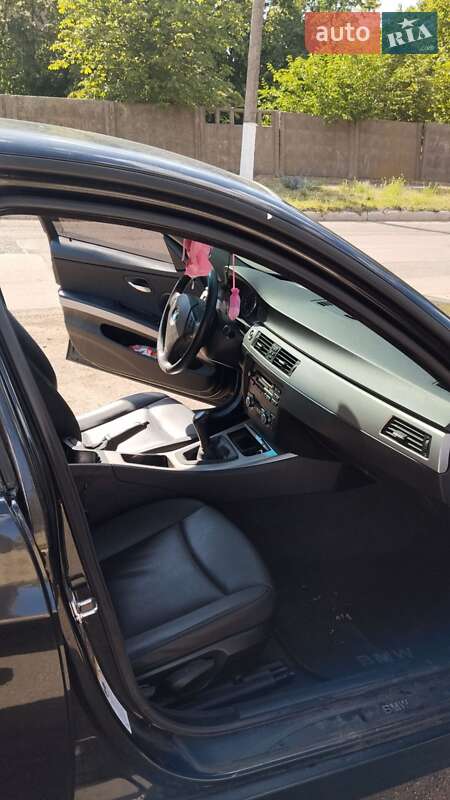 Седан BMW 3 Series 2007 в Первомайске