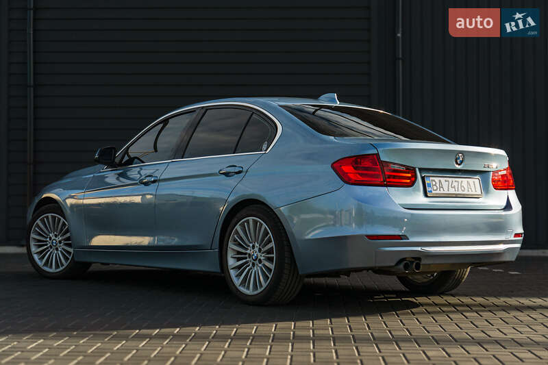 Седан BMW 3 Series 2012 в Кропивницком