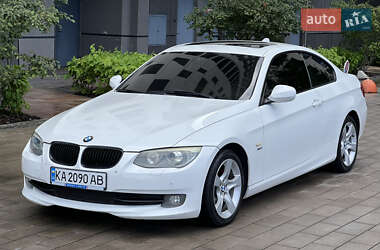 Купе BMW 3 Series 2010 в Києві