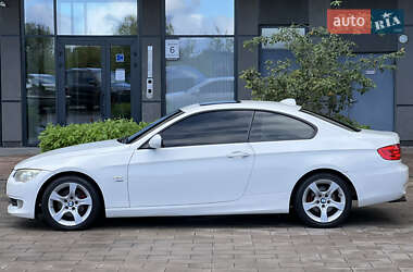 Купе BMW 3 Series 2010 в 