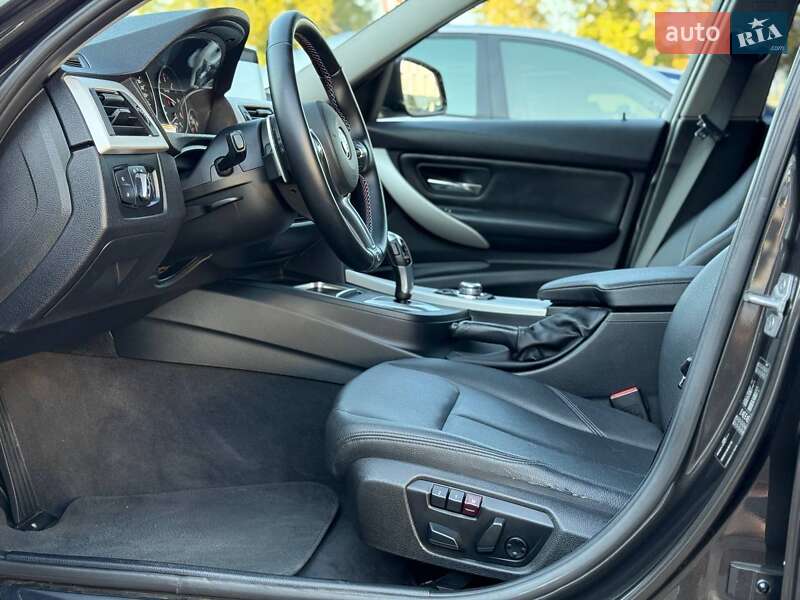 Седан BMW 3 Series 2016 в Одесі