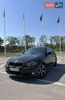 Седан BMW 3 Series 2009 в Запоріжжі