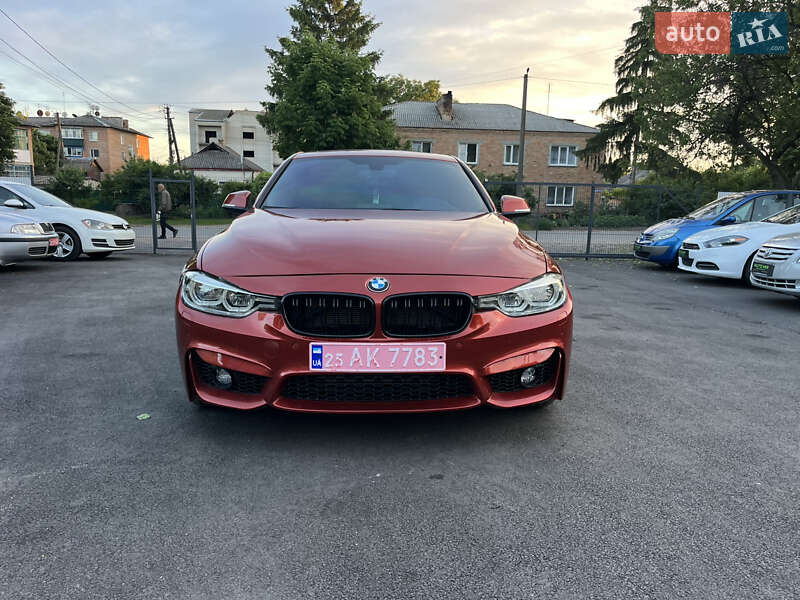 Седан BMW 3 Series 2018 в Киеве