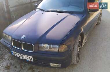 Седан BMW 3 Series 1992 в Скалаті
