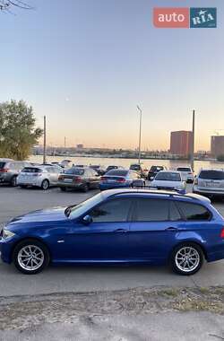 Универсал BMW 3 Series 2009 в Киеве