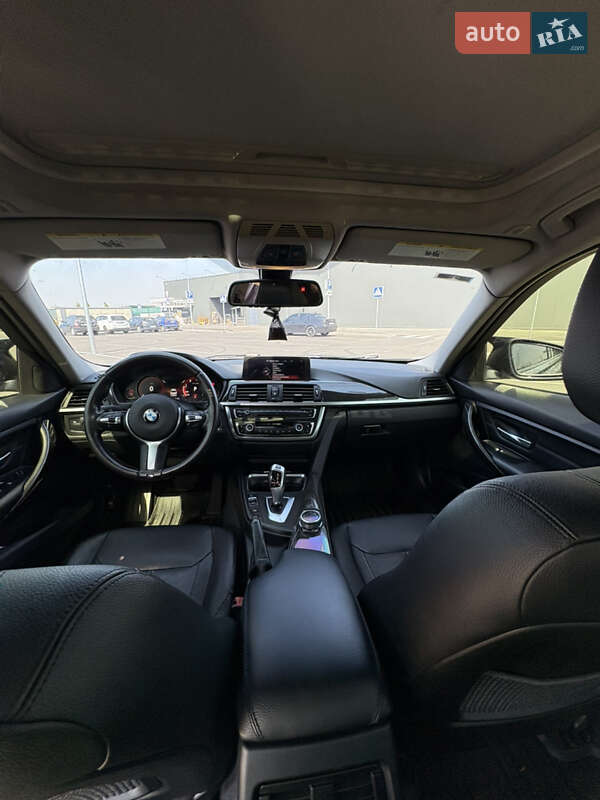 Седан BMW 3 Series 2014 в Киеве