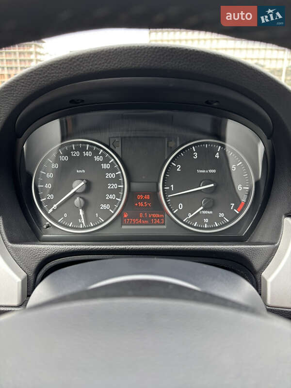 Універсал BMW 3 Series 2009 в Львові