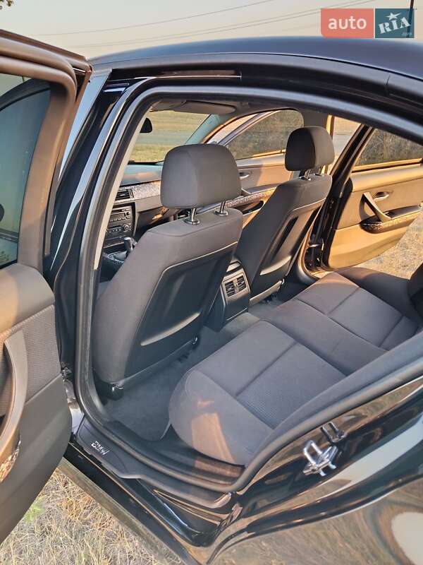 Седан BMW 3 Series 2009 в Днепре фото 25 Седан BMW 3 Series 2009 в Днепре