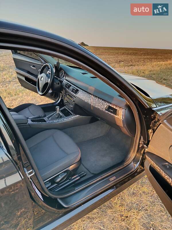 Седан BMW 3 Series 2009 в Днепре фото 39 Седан BMW 3 Series 2009 в Днепре