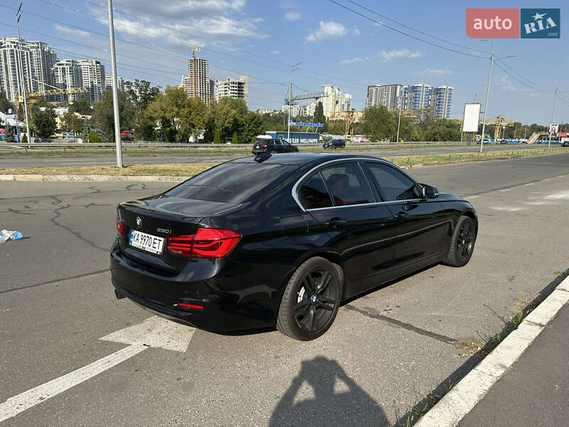 Седан BMW 3 Series 2017 в Києві