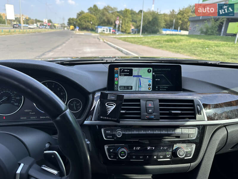 Седан BMW 3 Series 2017 в Києві
