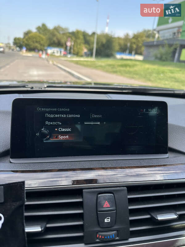 Седан BMW 3 Series 2017 в Києві