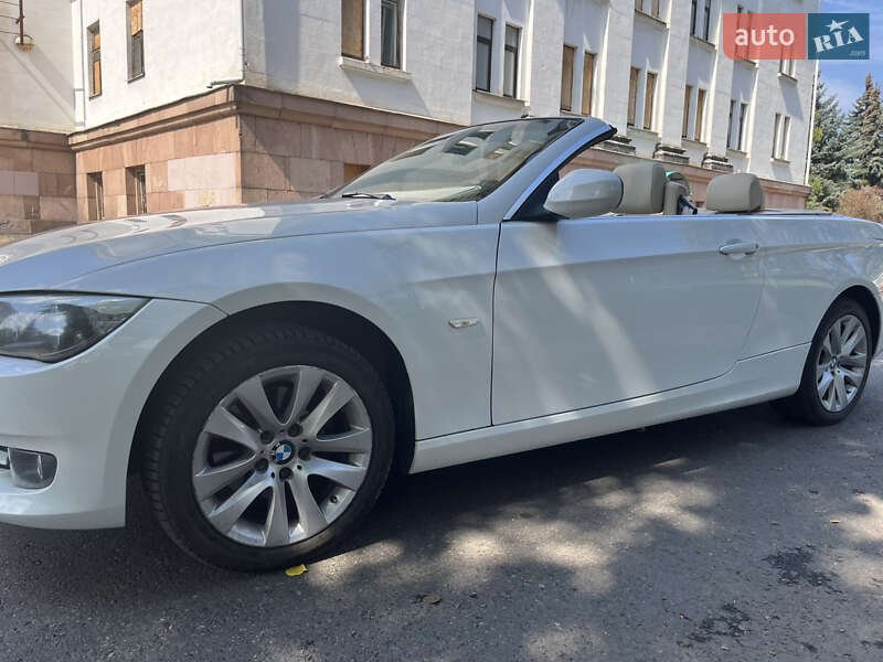 Кабриолет BMW 3 Series 2010 в Одессе фото 13 Кабриолет BMW 3 Series 2010 в Одессе